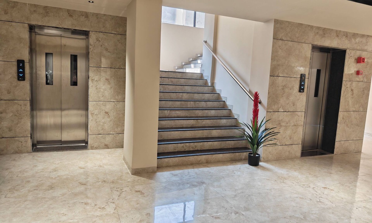 Vapi Hotel | Hotel Gokul Inn