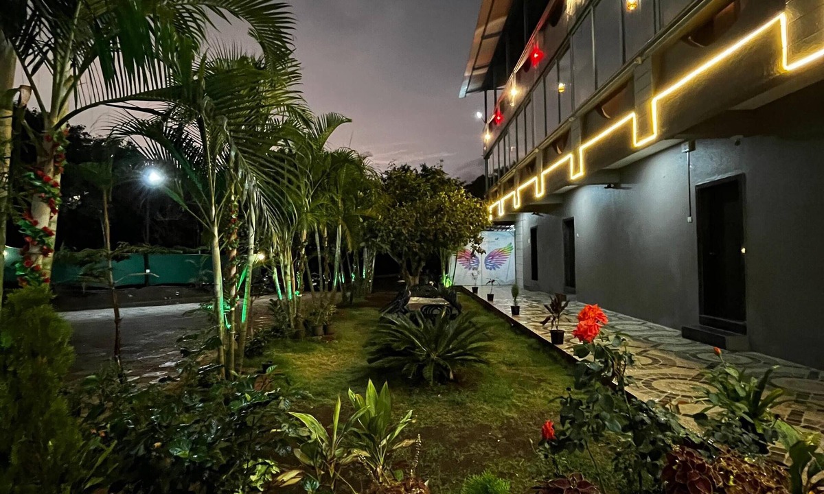 Mahabaleshwar Hotel | Hotel Golden Galaxy