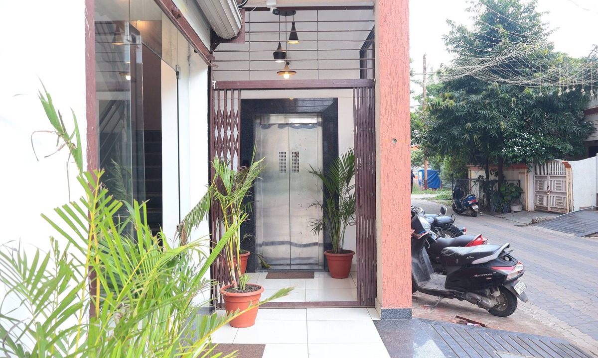Bhopal Hotel | HOTEL GOLDEN TREE