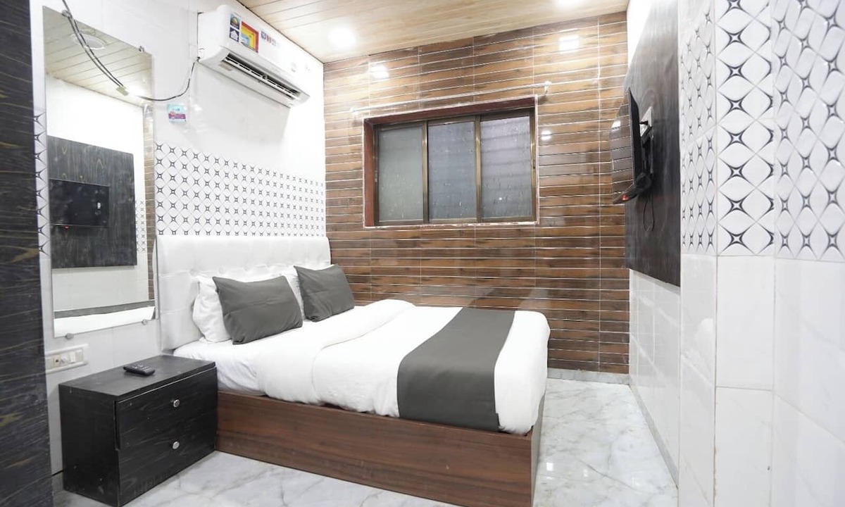 Andheri West Hotel | Hotel Grand Residency