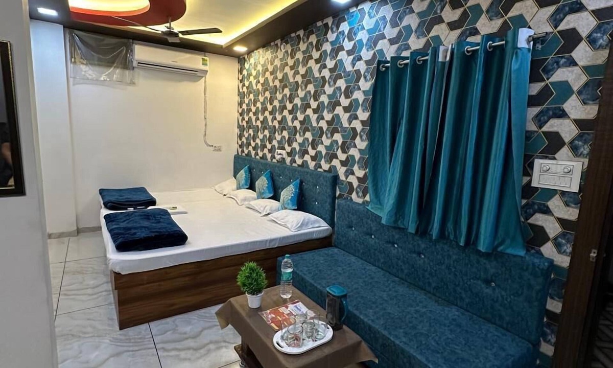 Ujjain Hotel | Hotel Gurukripa Guest House