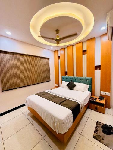 Ujjain Hotel | Hotel Hira Palace