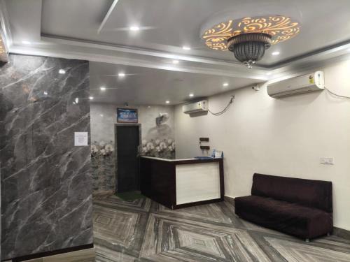 Khattalwada House | Hotel Holiday Comfort