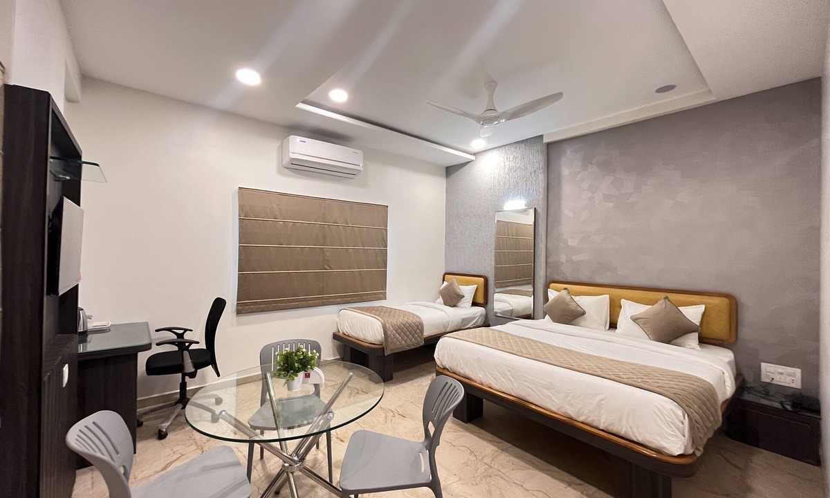 Daulatabad Hotel | Hotel Ajinkya Palace