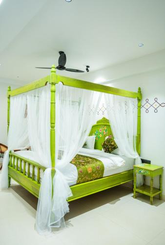 Madhapur Hotel | Hotel Indiana Hitech City