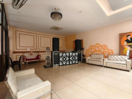 Warora Hotel | Hotel Indo Tiger by RawatHospitality