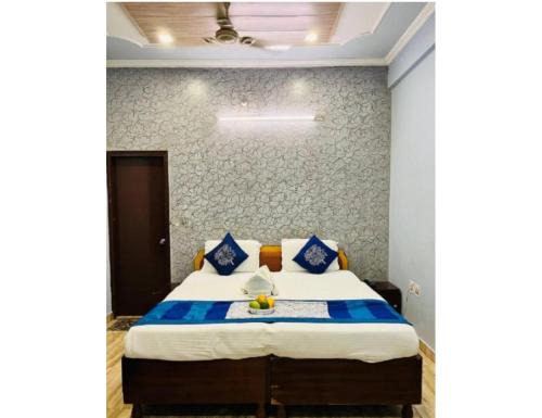 Varanasi House | Hotel Kamesh Hut, Varanasi