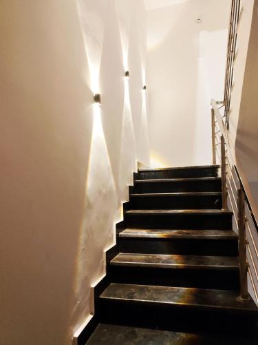 Sigra Hotel | Hotel Kashi Bliss