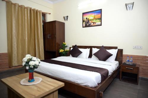 Pithoragarh Hotel | Hotel King By Panch Aarohan