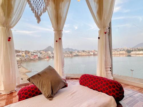 Pushkar Hotel | Hotel Kota kunj Heritage