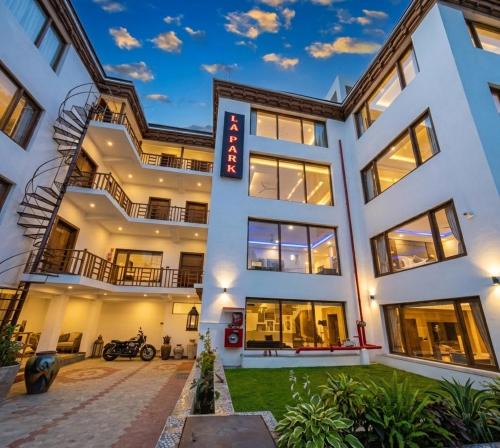 Leh Hotel | Hotel La Park, Leh