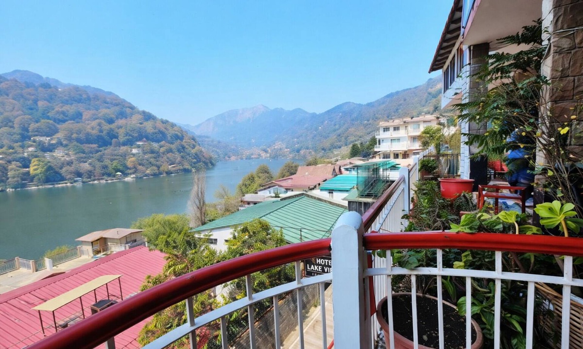 Nainital Hotel | Hotel Lake View Mall Road Near Lake