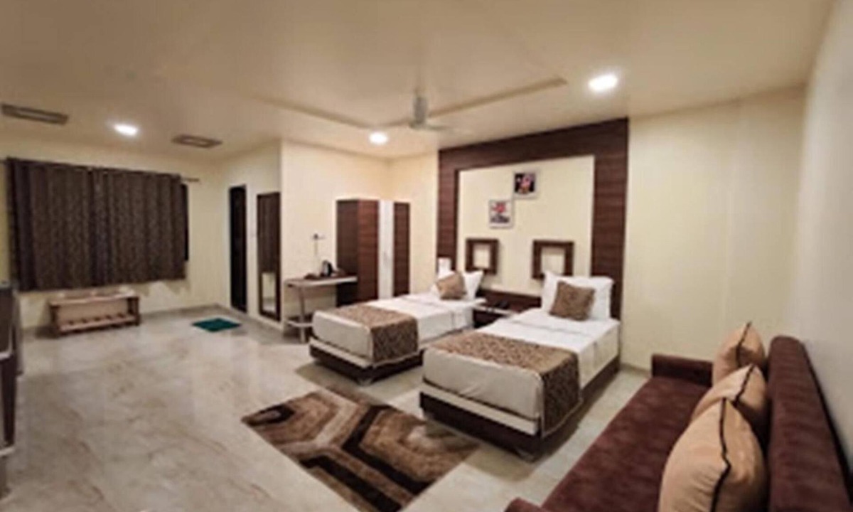 Daulatabad Hotel | Hotel Manik