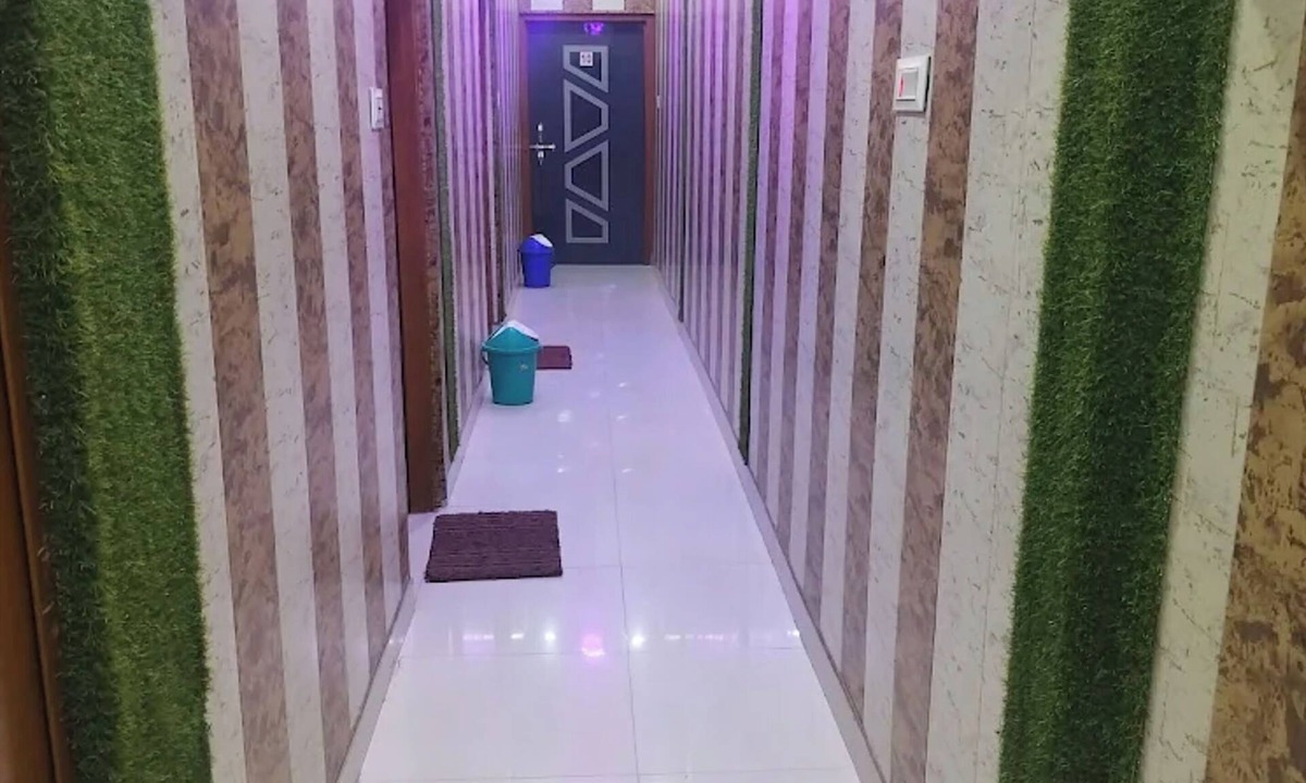 Ayodhya Hotel | Hotel Maa Sharda palace