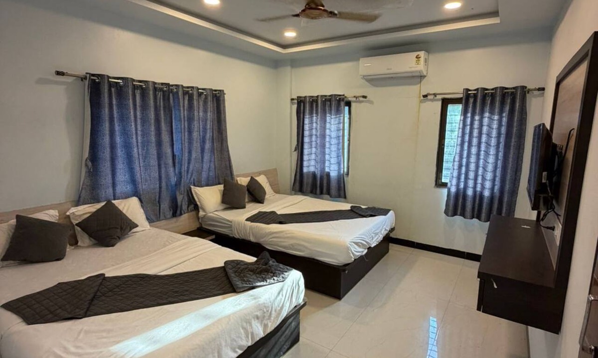 Ellora Hotel | Hotel Majestic Inn