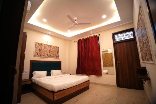 Varanasi House | Hotel Maruti Nandan