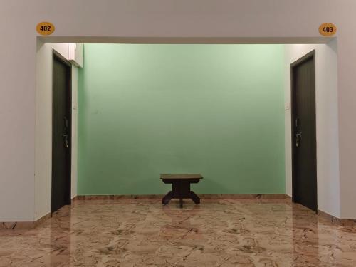 Thanjavur Apartment | Hotel Naadi Newbusstand Thanjavur