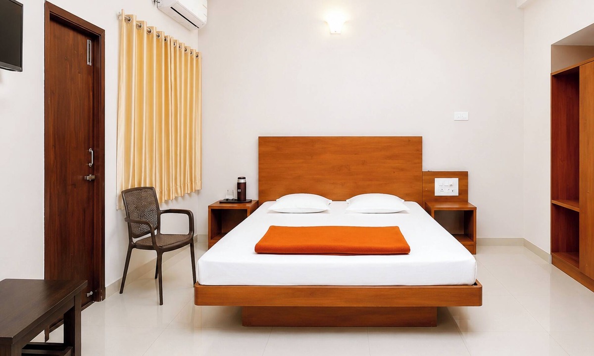 Puri Hotel | Hotel Narendra View Puri Near Temple