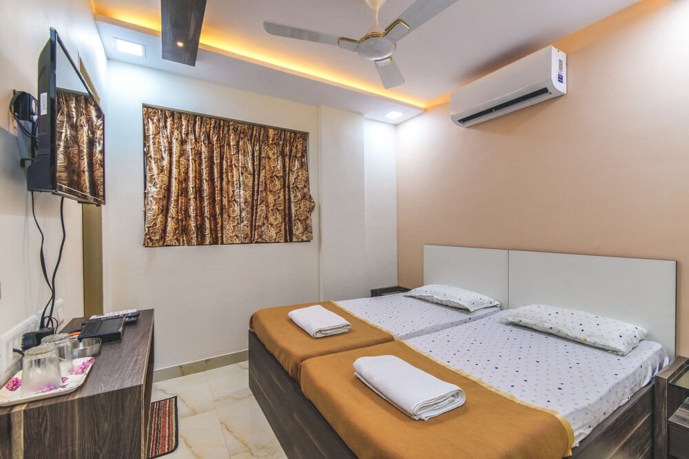 Malad West Hotel | Hotel Nest Inn, Malad