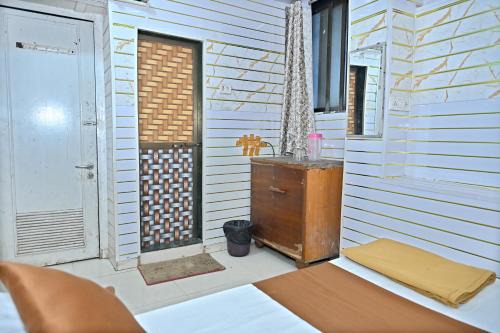 Prabhadevi Hotel | Hotel New Ajmeri