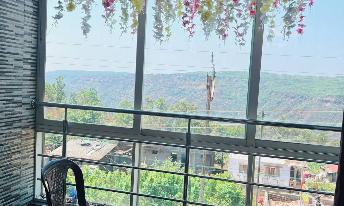 Mahabaleshwar Hotel | Hotel Nisha
