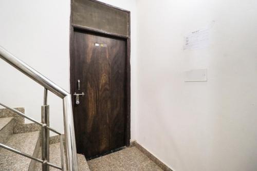 Udyog Vihar Hotel | Hotel O Comfort Heaven Stay