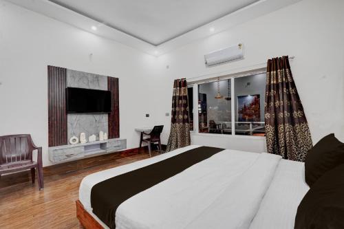 Varanasi Apartment | Hotel O Geetari Luxury Home Stay