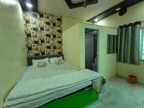 Kamthi Hotel | HOTEL o GUMTHI STAY INN