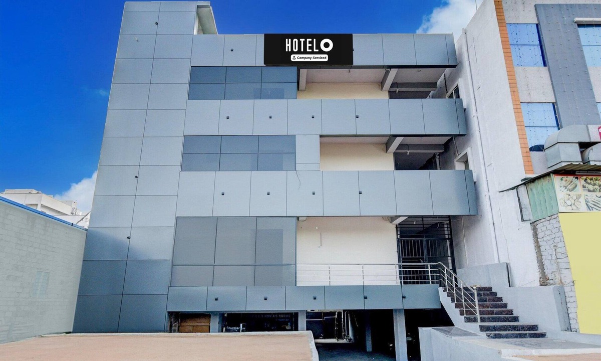 Hyderabad House | Hotel O Injapur Lake