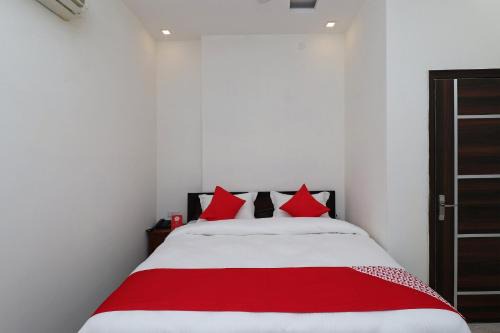 Faridabad Hotel | Hotel O Laxmi Residency
