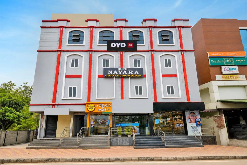 Hyderabad Hotel | HOTEL O NAYARA