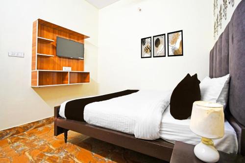 Dhanbad Hotel | HOTEL O PRIYAL DHANBAD