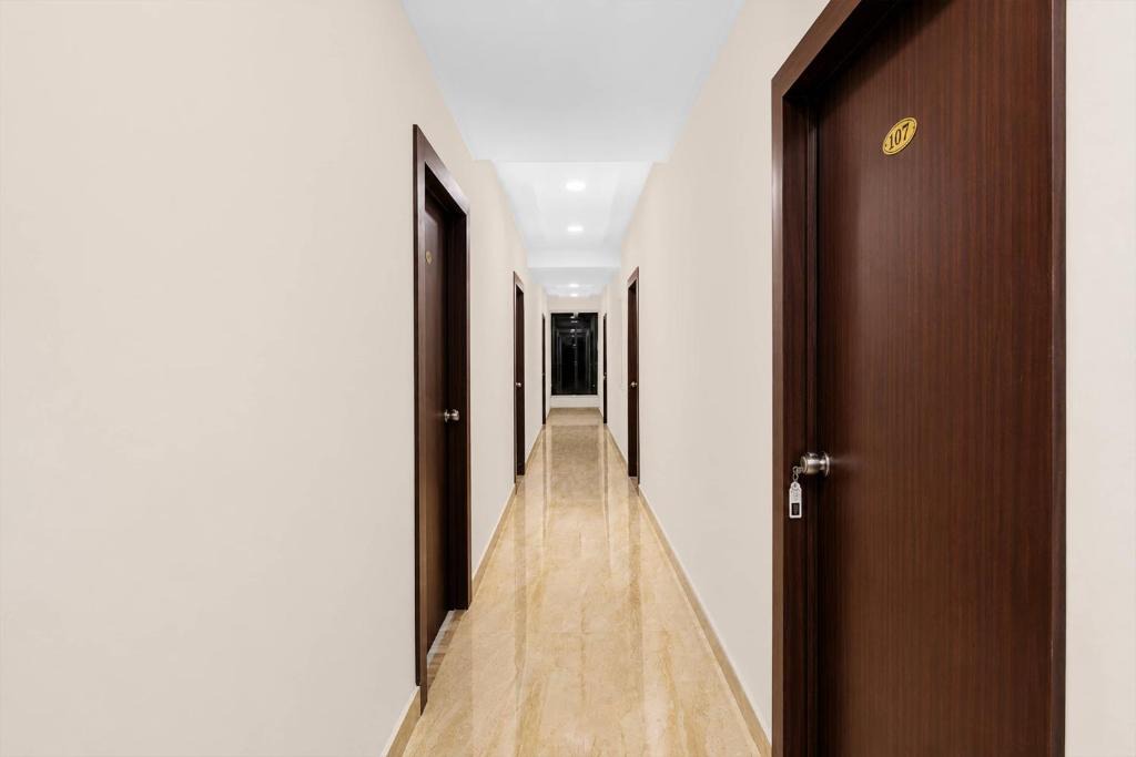Hyderabad Hotel | Hotel O R Eleven