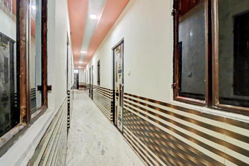 Sikandra Hotel | Hotel O S S Palace