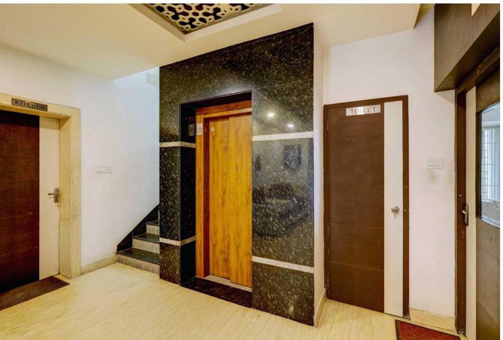 Thrissur Hotel | Hotel O Thrissur Railway Junction Formerly Aysha Arcade