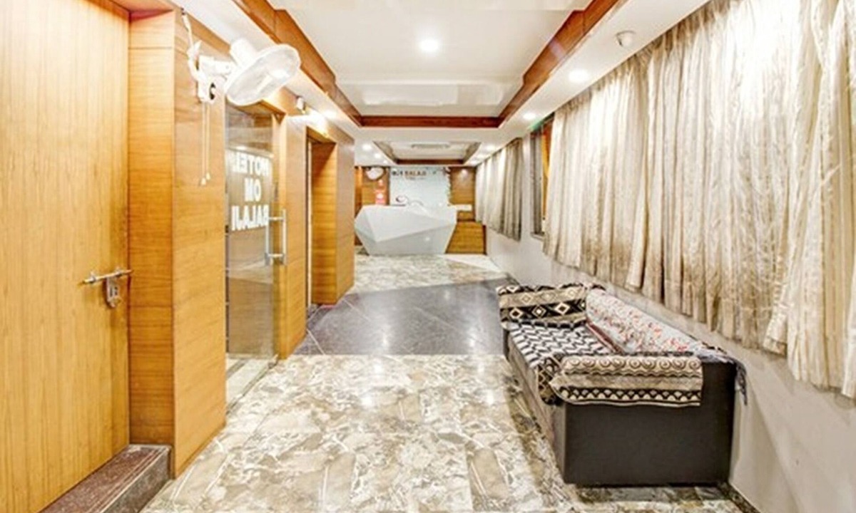 Ahmedabad Hotel | Hotel Om Balaji