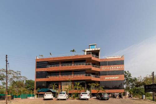 Nanded Hotel | Hotel Padmawati Grand