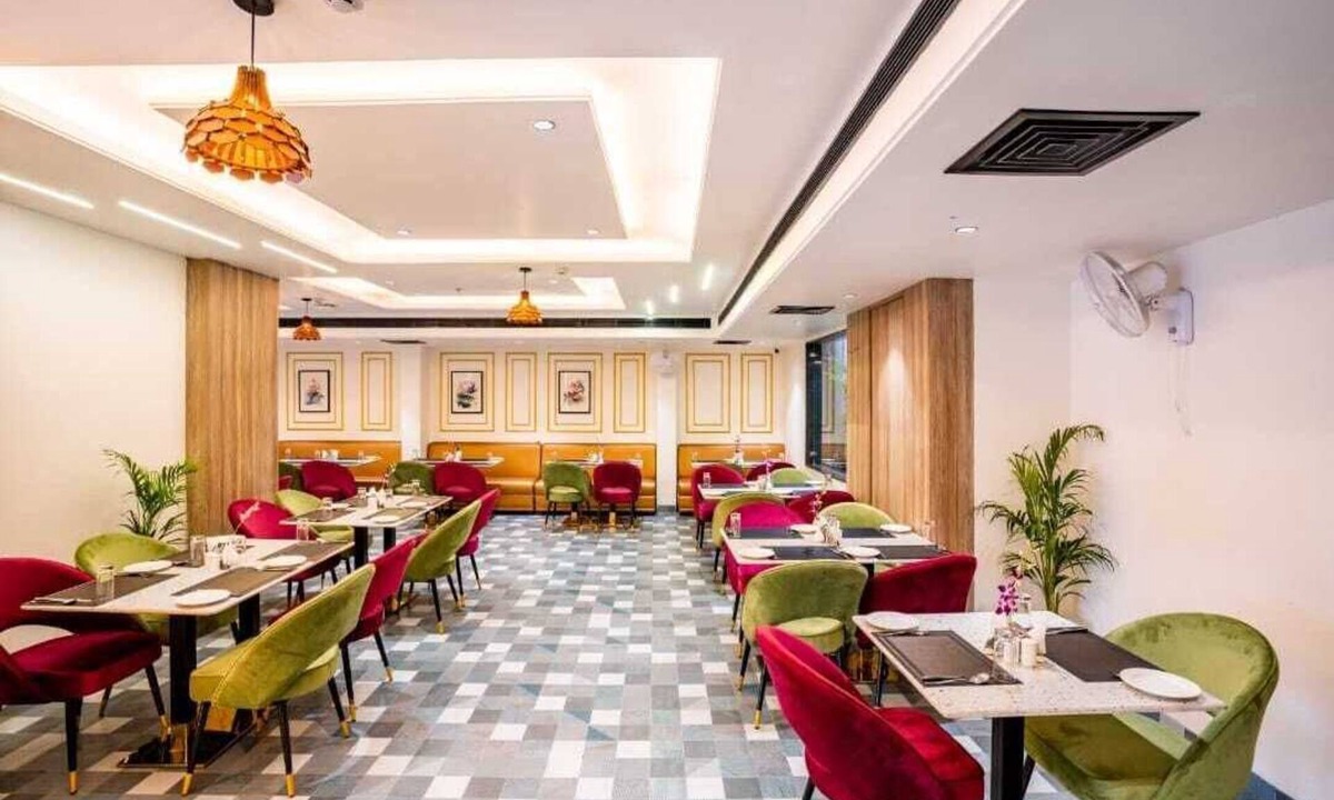 Taj Ganj Hotel | Hotel Raaj Palace