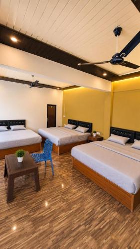 Nandaprayag Hotel | Hotel rajendra