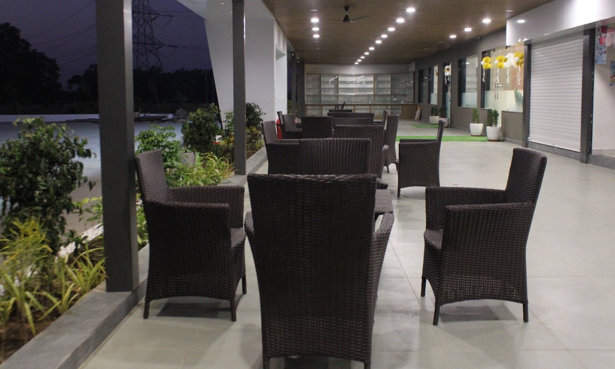 Bhuj Hotel | HOTEL RANN FRONT