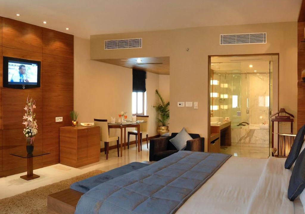 Aerocity Hotel | Hotel Rosewood Suites Near Delhi IGI Airport