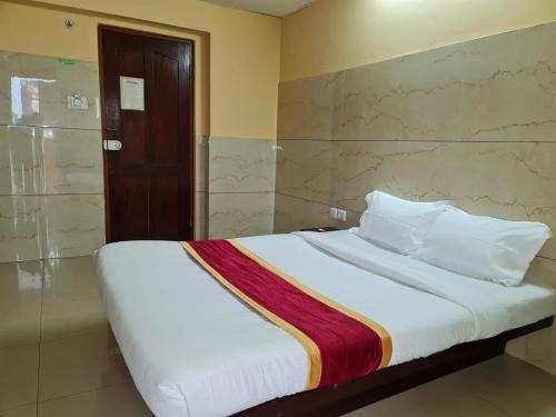 Hampankatta Hotel | Hotel Royal Park