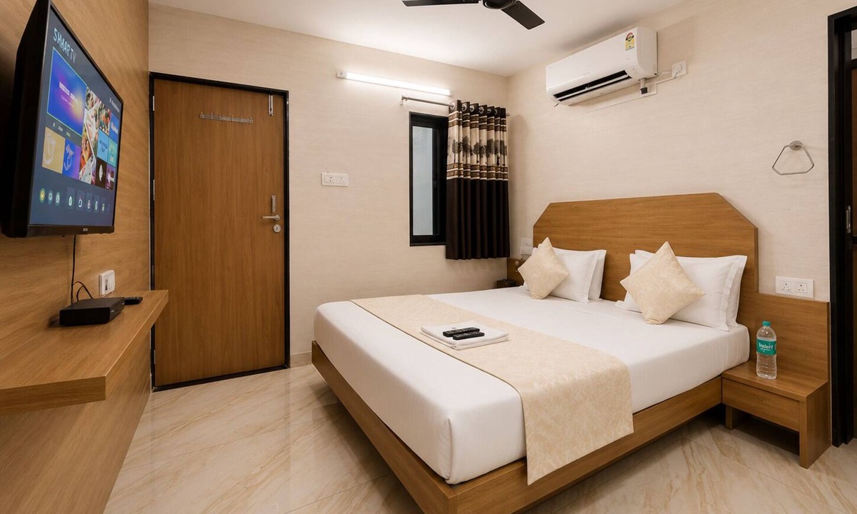 Rajkot Hotel | Hotel RR