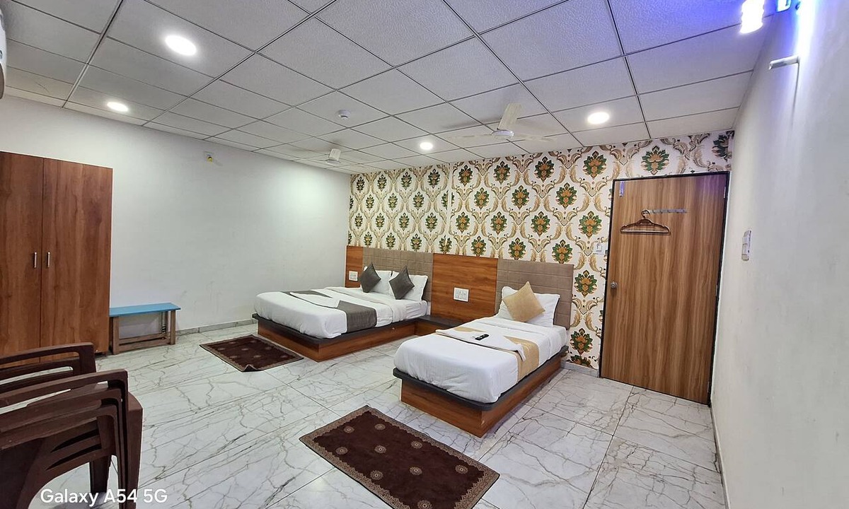 Rajkot Hotel | Hotel Rudraksh