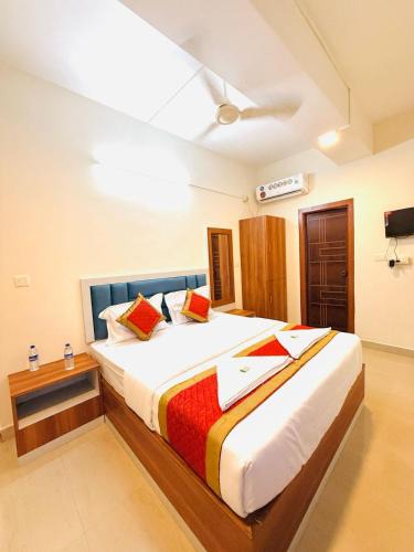 Hampankatta Hotel | Hotel SAI GRAND