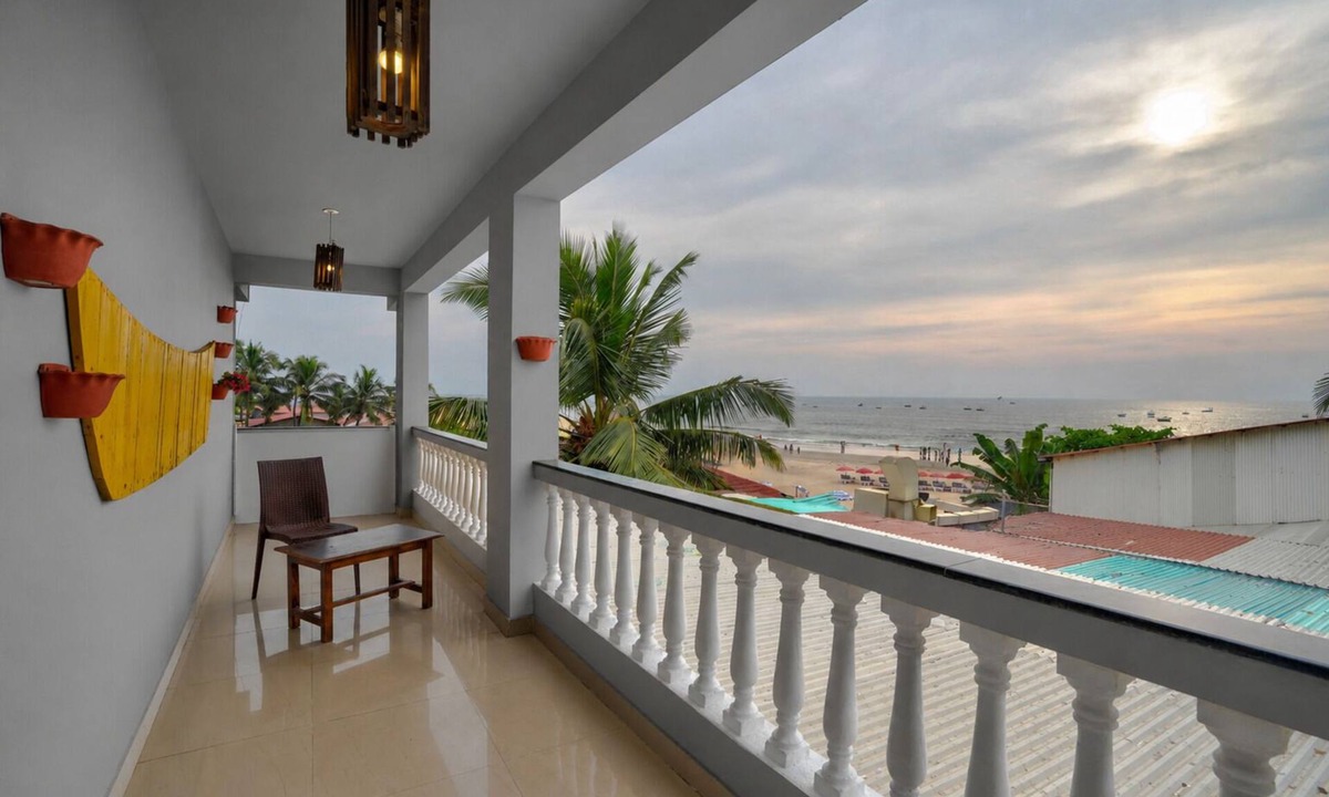 Baga Hotel | Hotel Salty Waves Baga
