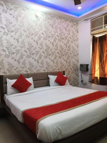 Gomti Nagar Hotel | Hotel Sasa Paradise