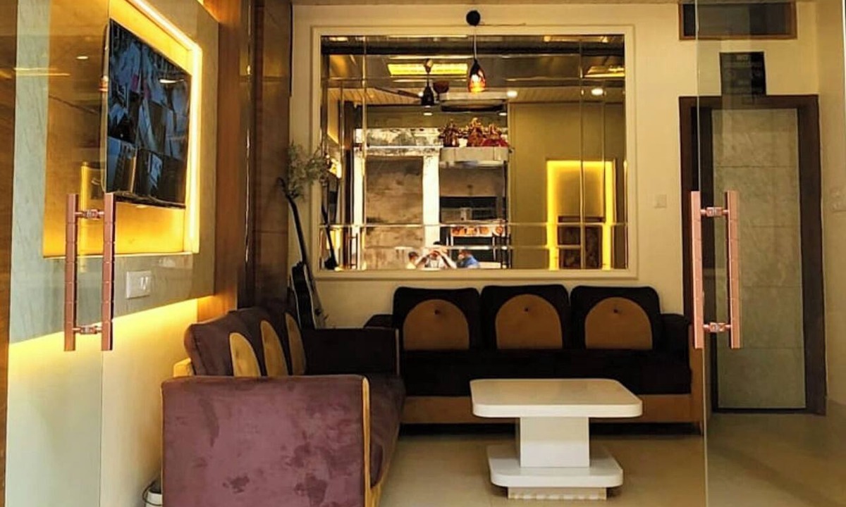 Varanasi Hotel | Hotel Shanti Residency Varanasi