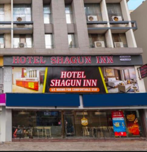 Navrangpura Hotel | Hotel shgun Inn cg road