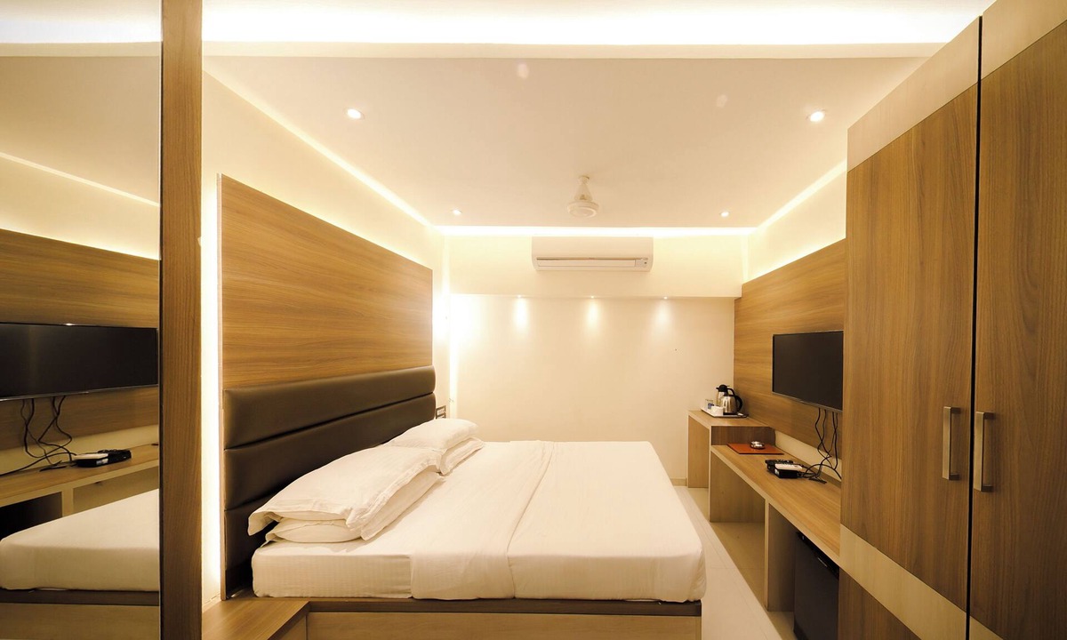 Central Pune Hotel | Hotel Shivam